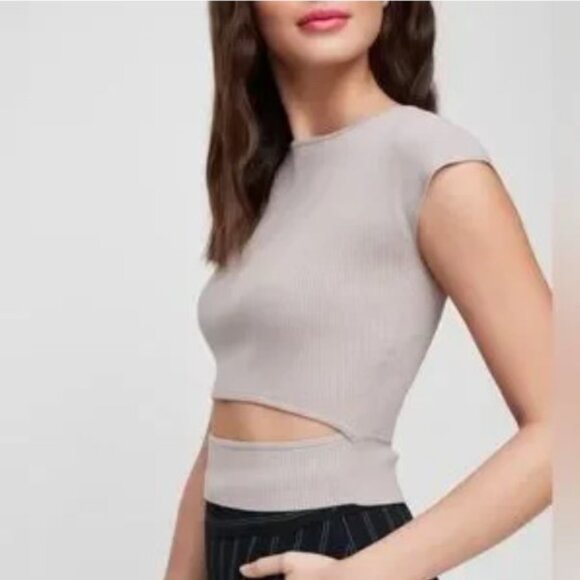 🇨🇦 Aritzia - Wilfred Cut-out Knit Top (Black) - Picture 9 of 16